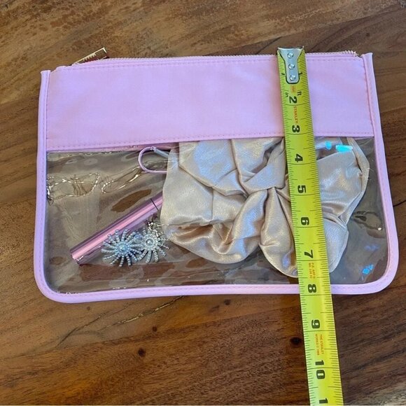 Clear Pouch with Fuzzy Patch Letters ‘Bride’ Wedding Cosmetics -Bag ONLY - Picture 5 of 11